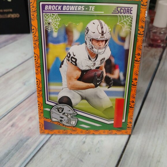 Brock Bowers NO. 36 - Picture 4 of 4